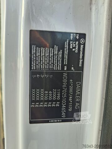 Autocamion cu caroserie tip cutie Mercedes-Benz ATEGO 1221 L - E6