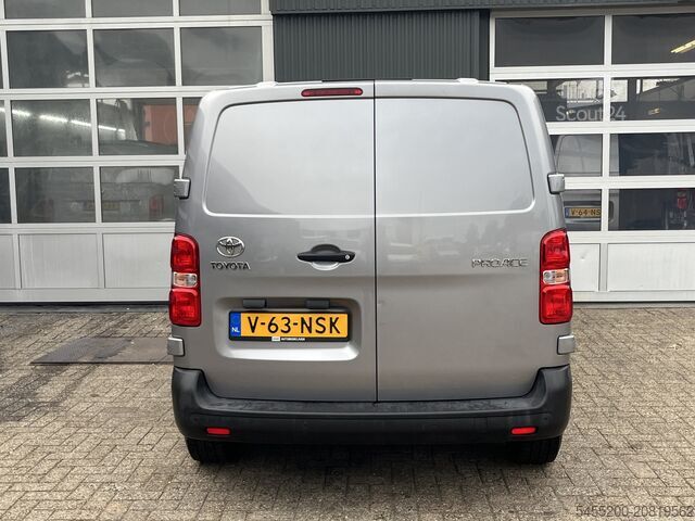 Korkeakattoinen farmari Toyota ProAce 1.5 BlueHDI Worker Marge BTW en BPM vrij...