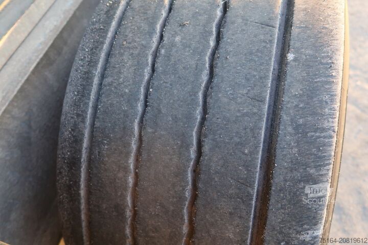 Dreiseitenkipper Anhänger Humbaur HTK 135524 TA-BE