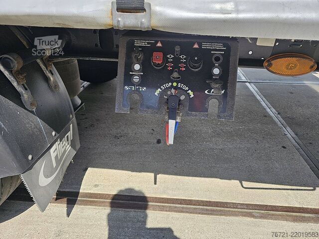 Lonas correderas FLIEGL SDS 390
