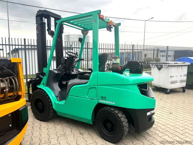 4-wheel forklift Mitsubishi FD35NT /Diesel/Only 6012 hours/New Price