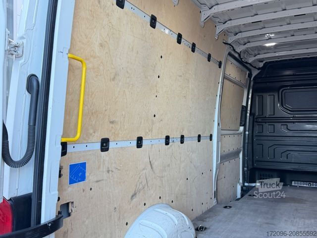 Bestelwagen met verhoogd dak MAN TGE 3.180 L4H3 2x Tür, Turbo neu, Navi, Ahk.