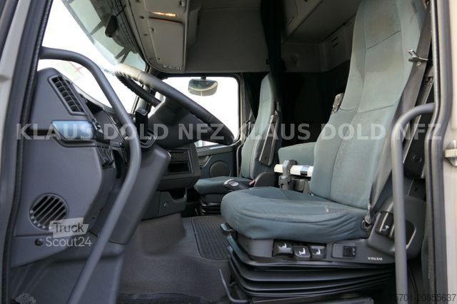 Standard tractor unit VOLVO FH 420 Globetrotter XL-Tank Euro 5