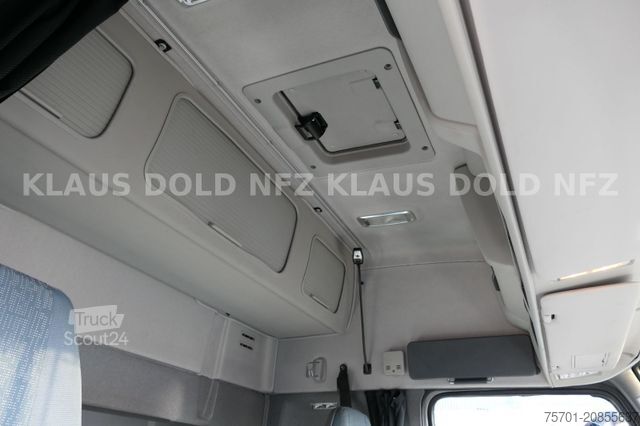 Standard tractor unit VOLVO FH 420 Globetrotter XL-Tank Euro 5