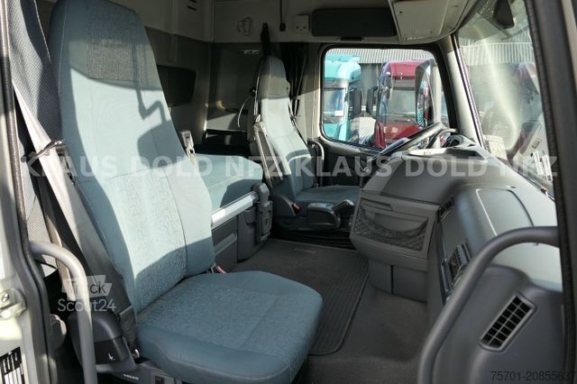 Standard tractor unit VOLVO FH 420 Globetrotter XL-Tank Euro 5