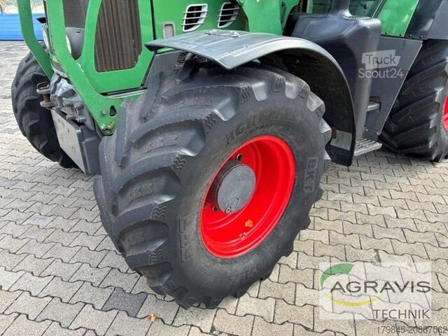 Tractor Fendt 712 VARIO