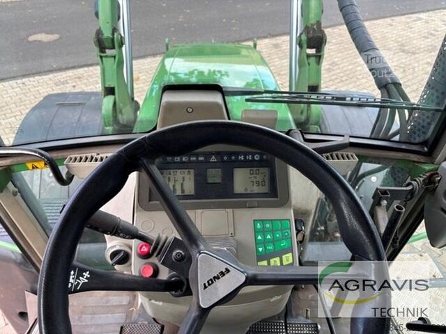 Tractor Fendt 712 VARIO