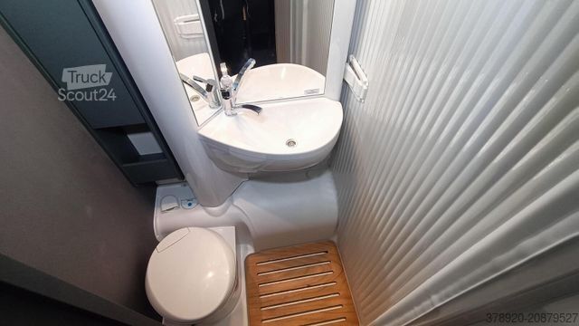 Półzintegrowany kamper LAIKA Kosmo L 319 Sie sparen EUR 15.000