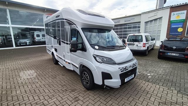 Półzintegrowany kamper LAIKA Ecovip Titanio L 2009