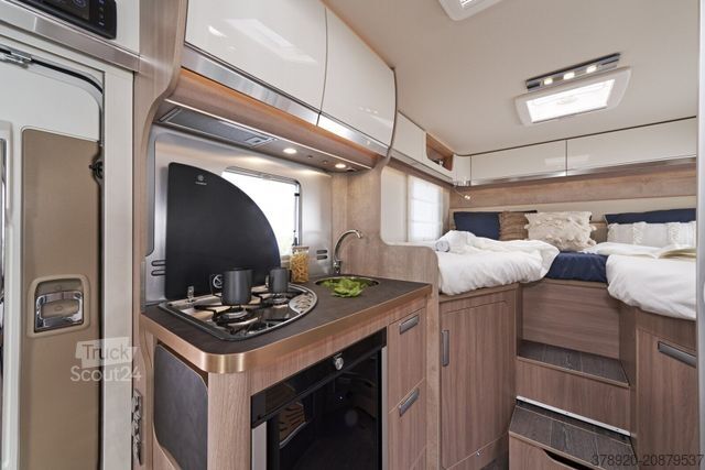 Półzintegrowany kamper LAIKA Ecovip Titanio L 2009