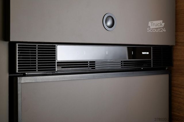 Puoliksi integroitu matkailuauto BENIMAR Mileo M297 Verfügbar März 2026