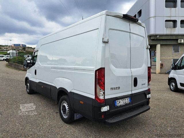 Furgone IVECO 35S16