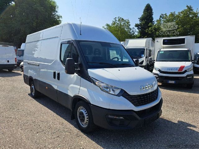 Furgone IVECO 35S16V