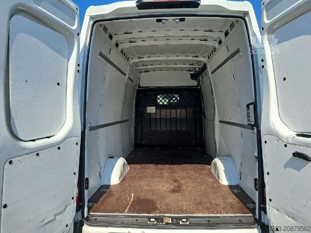 Furgone IVECO 35S16V