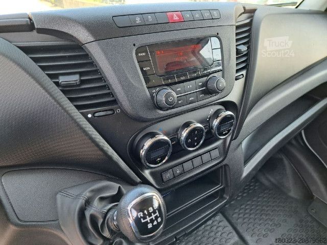 Furgone IVECO 35S16V