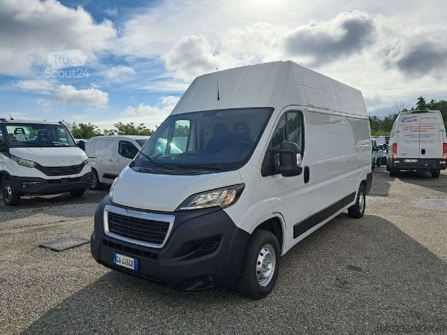 Furgoneta Peugeot Boxer