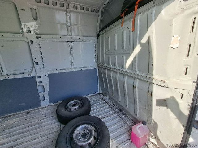 Furgoneta Peugeot Boxer