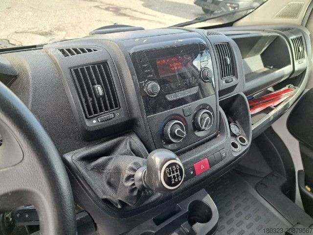 Furgoneta Peugeot Boxer