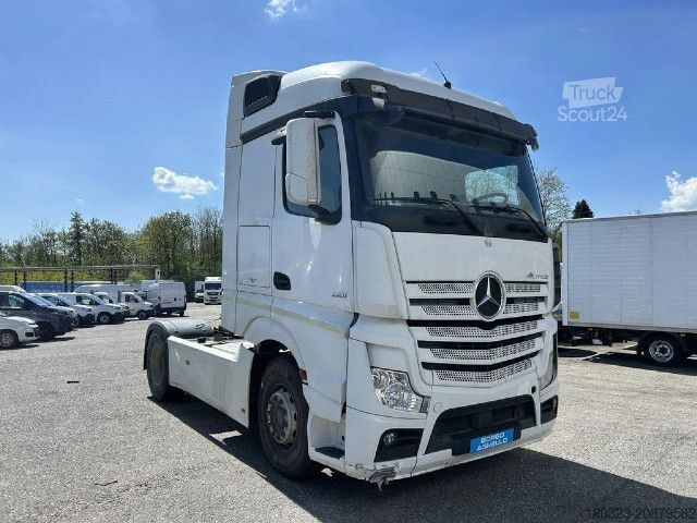 Tractor estándar Mercedes-Benz Mercedes Actros 1851