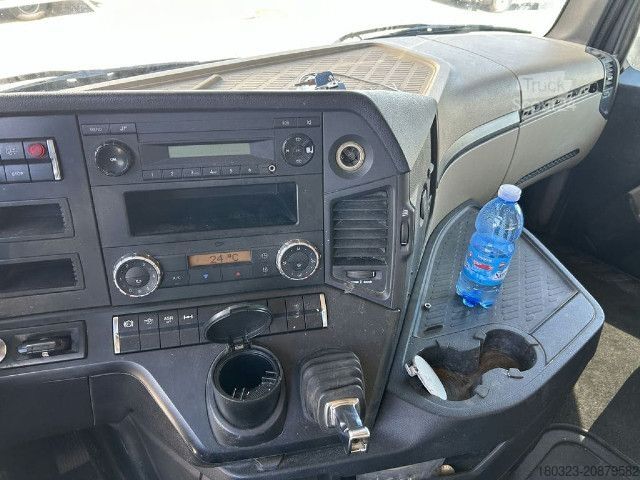 Tractor estándar Mercedes-Benz Mercedes Actros 1851