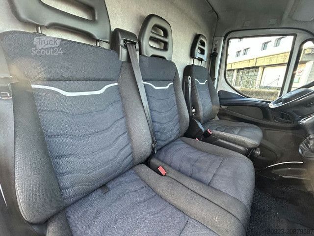 Furgoneta IVECO 35S14