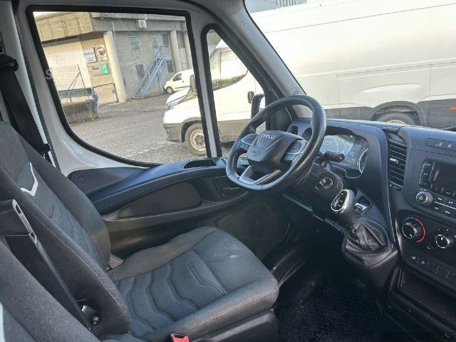 Furgoneta IVECO 35S14