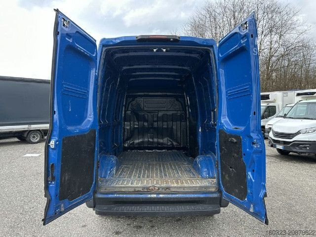 Furgone IVECO 35S14