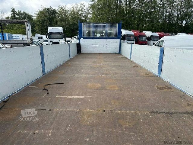 Camión de plataforma IVECO ML160E28/P