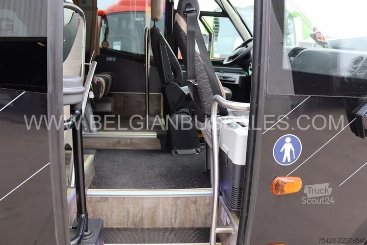 Minibussi Indcar Indcar / Iveco Wing / Daily / Automatic / Airco