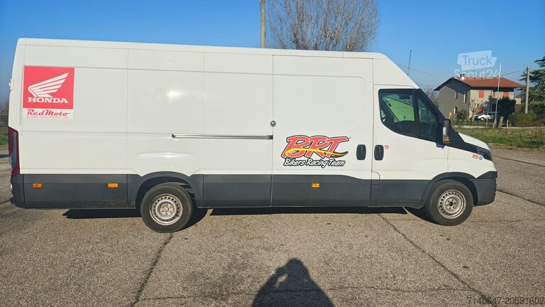 IVECO DAILY 35S13 AMPATAMENT MARE Iveco DAILY 35S13 PASSO LUNGO
