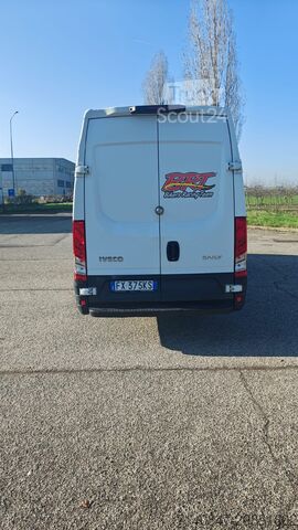 IVECO DAILY 35S13 AMPATAMENT MARE Iveco DAILY 35S13 PASSO LUNGO