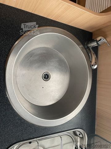 Półzintegrowany kamper SUNLIGHT T64 *Teilintegriert mit cleverer Raumaufteilung*