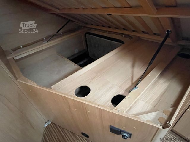 Półzintegrowany kamper SUNLIGHT T64 *Teilintegriert mit cleverer Raumaufteilung*