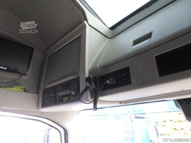 Standardni vlačilec VOLVO FH 460 XL/ VOLLSPOILER