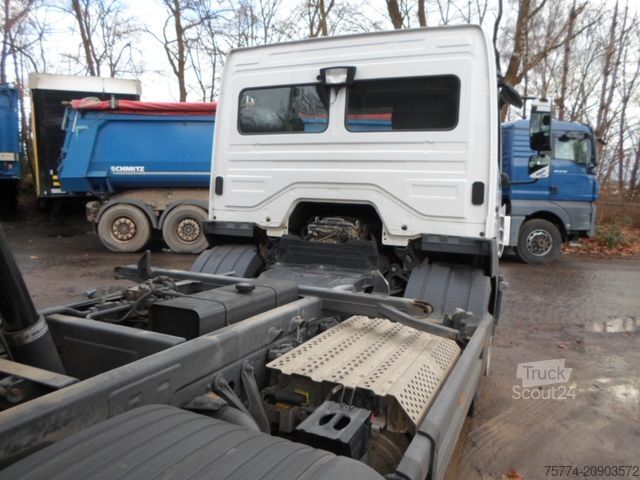 Camion benne MERCEDES-BENZ 1024 K/ MEILLER KIPPER