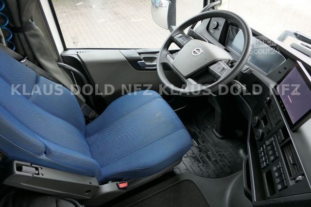 Standardni vlačilec VOLVO FH 500 Globetrotter XL-Tannk Navi Euro 6