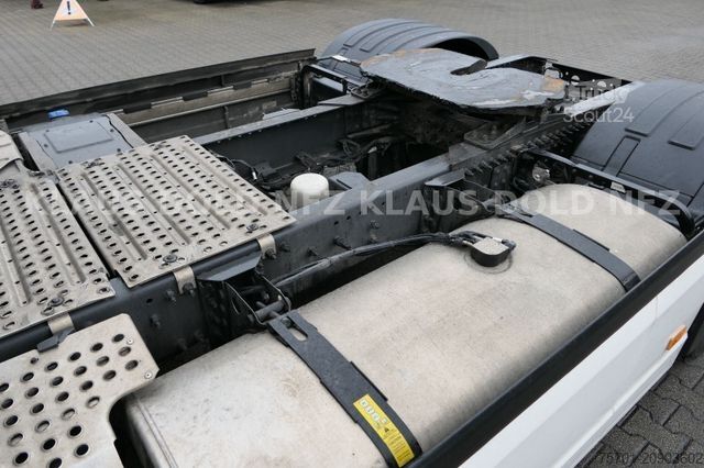 Standardni vlačilec VOLVO FH 500 Globetrotter XL-Tannk Navi Euro 6