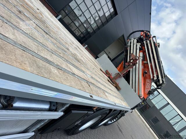 Vinç kamyonu Scania R490 8x4 Tridem Fassi F660 + Fly Jib Euro 6