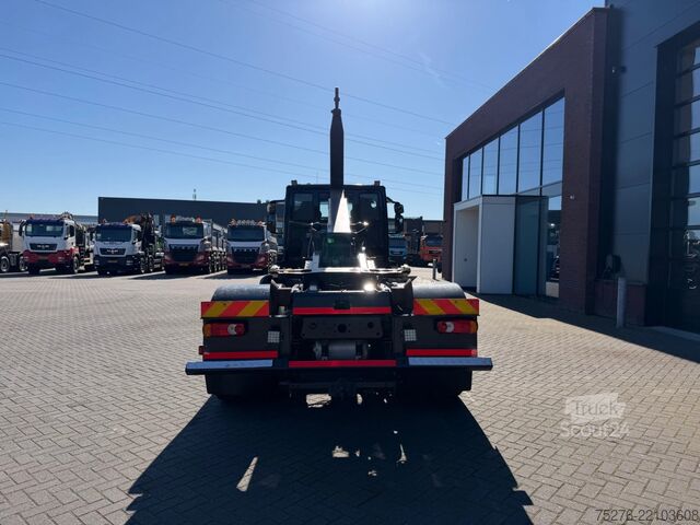 نظام ذراع الخطاف Iveco EuroCargo 190 -320L 4x2 Hooksystem Euro 6