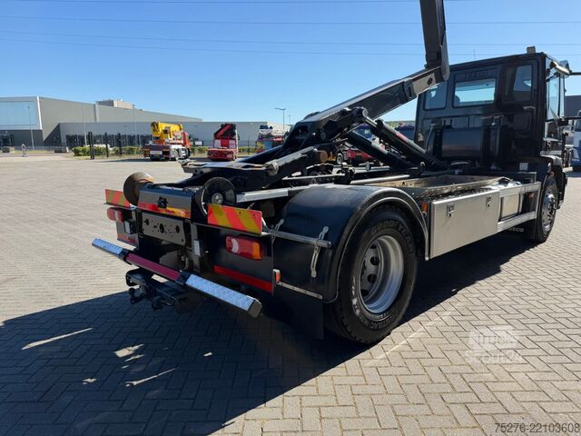 نظام ذراع الخطاف Iveco EuroCargo 190 -320L 4x2 Hooksystem Euro 6