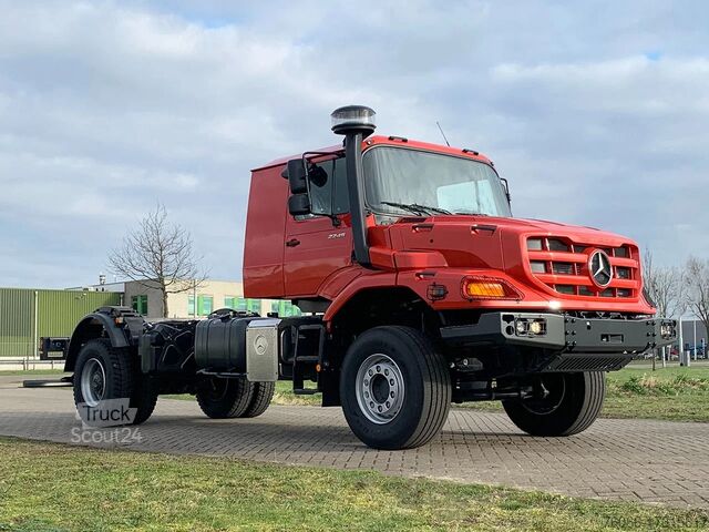 Chasis con cabina Mercedes-Benz Zetros 2045 Chassis Cabin