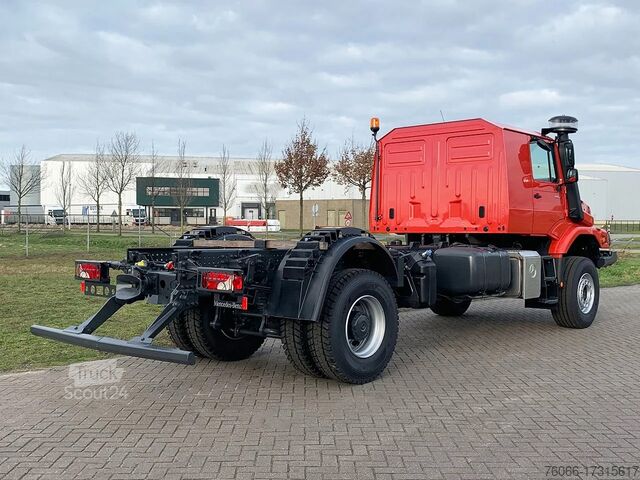 Chasis con cabina Mercedes-Benz Zetros 2045 Chassis Cabin