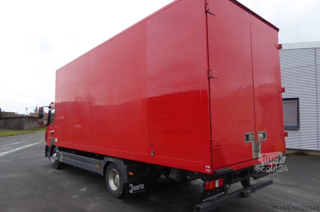 Bil Mercedes-Benz 818 L