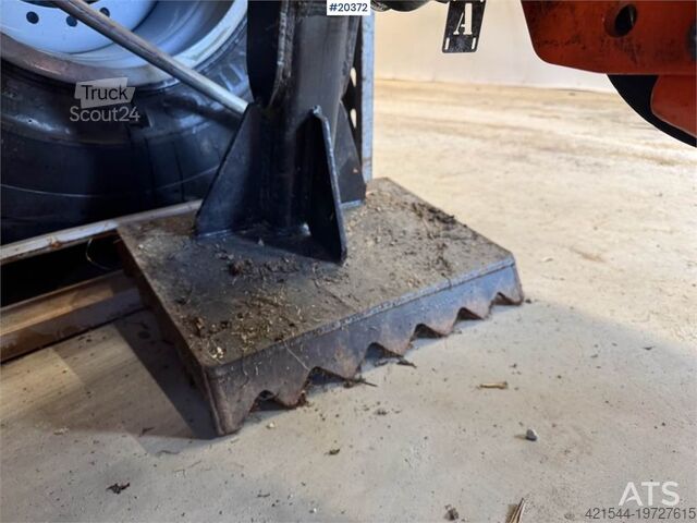 Mașină de construcții  WoodCracker CS610 Trap aggregate w/ S60 attachment