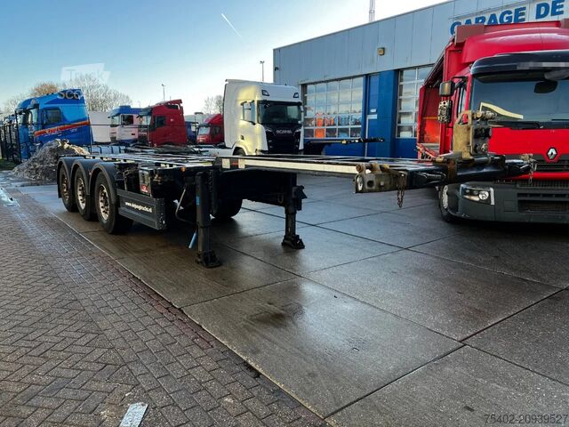  Renders Euro 800 3DFCST / Container Chassis / 45FT / 1x...