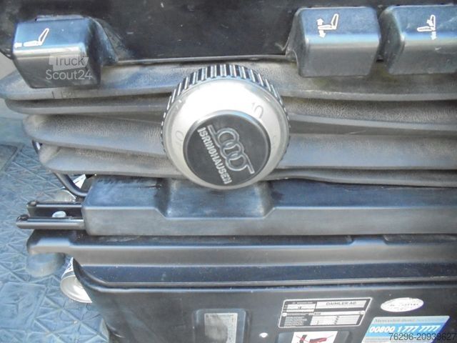 Трьохсторонній самоскид-фургон MERCEDES-BENZ 818 Vario DOKA Dreiseitenkipper