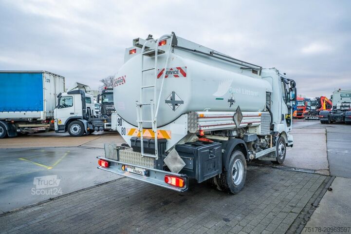 Camion-citerne RENAULT MIDLUM 180 DCI + CUVE 6000L/ 3 COMP