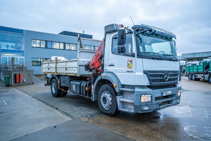 Sklápěč s jeřábem MERCEDES AXOR 1829 BB + FASSI 110A21