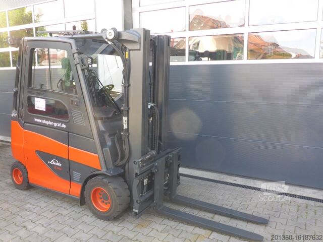 Ανυψωτικό περονοφόρο με εμπρόσθιο φορτηγό Linde E30 /600H