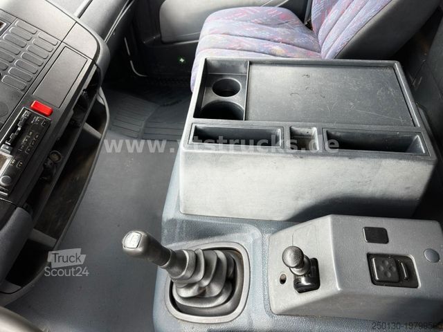 Transporter mit Pritsche & Plane MERCEDES-BENZ Atego 817 4x2 Pritsche+Plane 7,5 t.